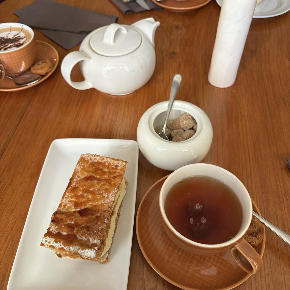 ☕ Prose Café à Avranches : la pause gourmande et inspirée face à la baie