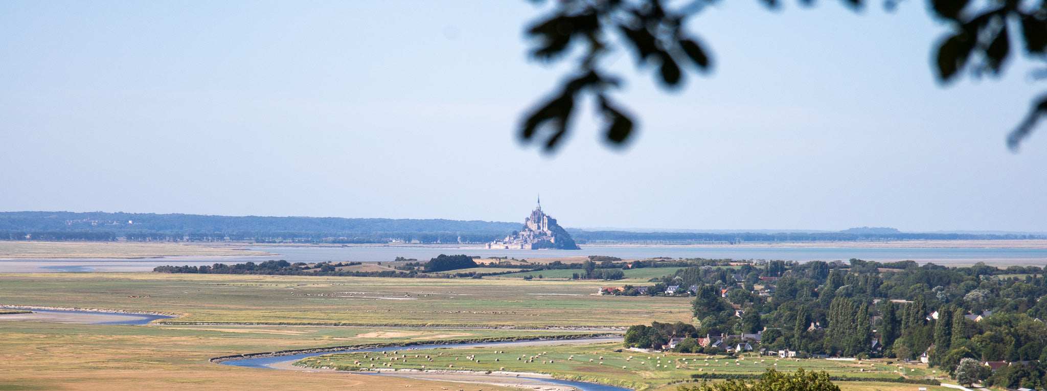 🌅 Les 5 plus belles vues sur le Mont-Saint-Michel (et comment en profiter pleinement)